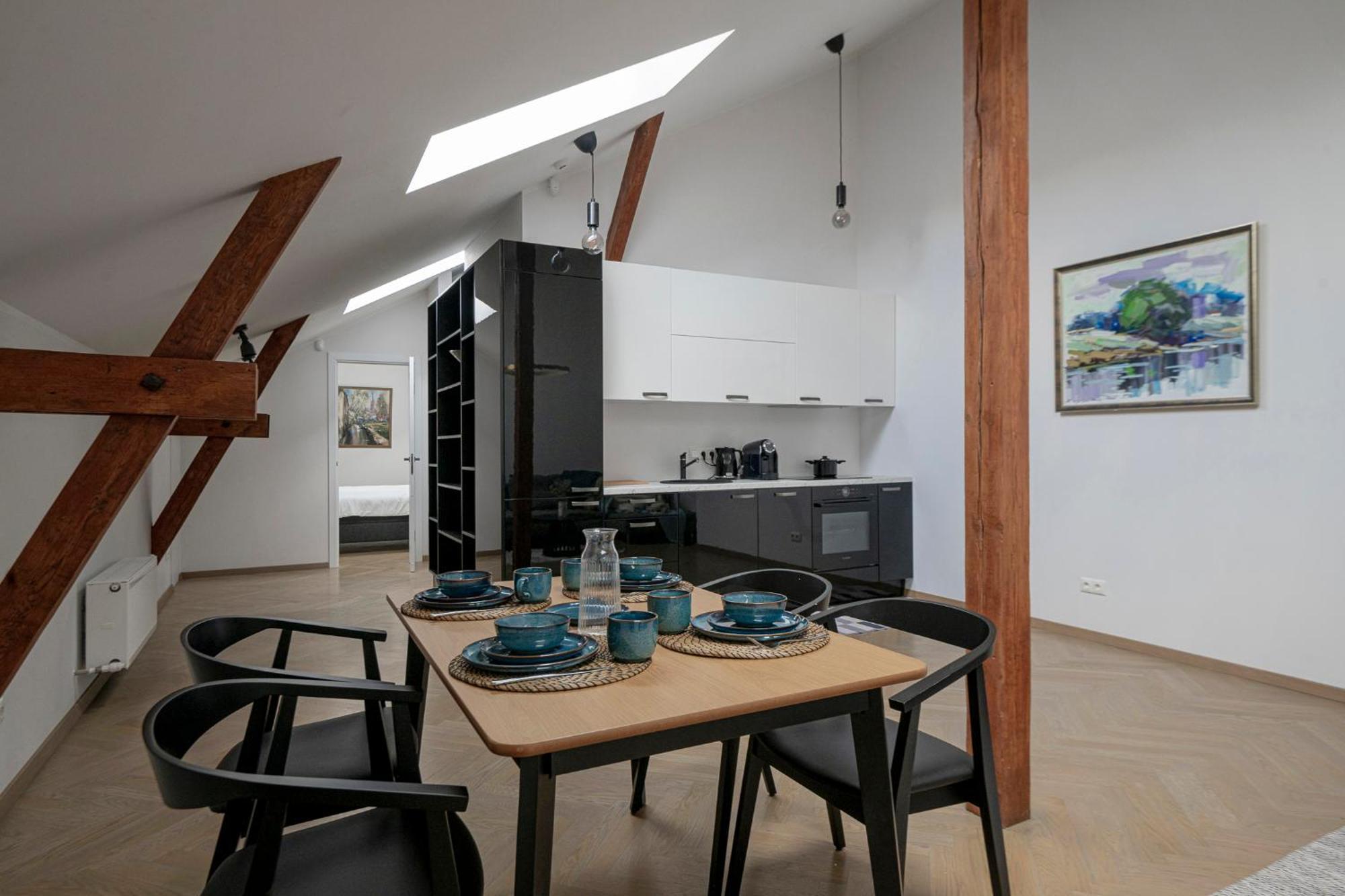 Modern In Prestigious Quiet Center Appartement Riga