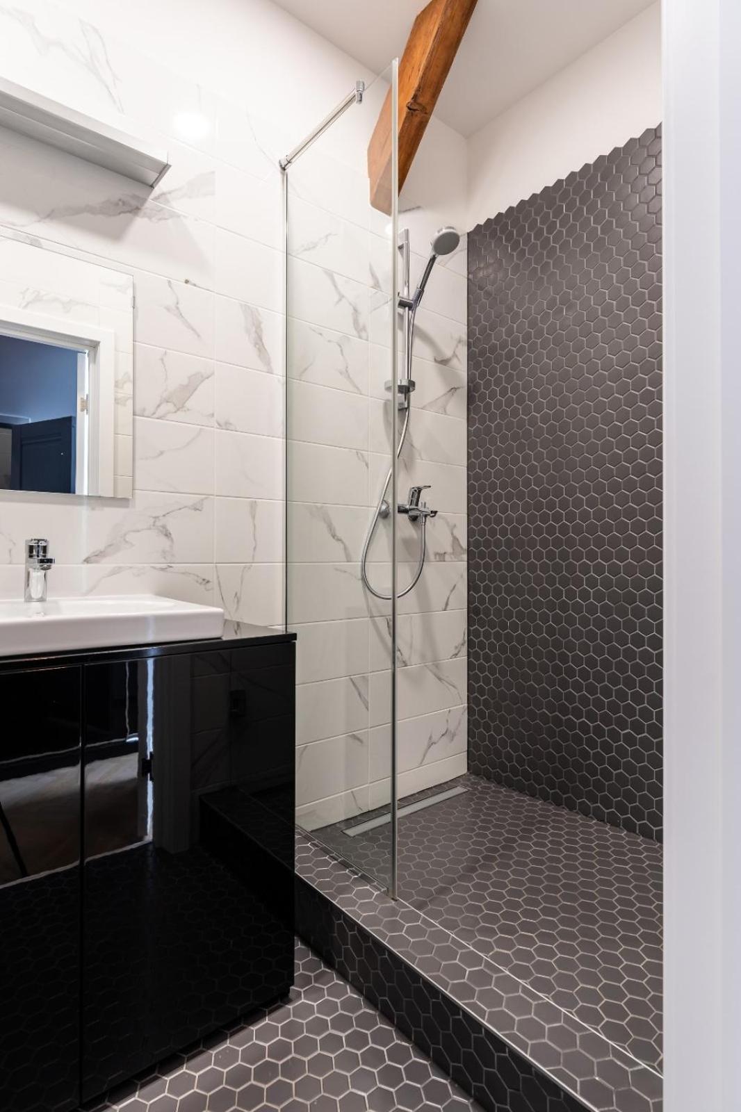 Modern In Prestigious Quiet Center Appartement
